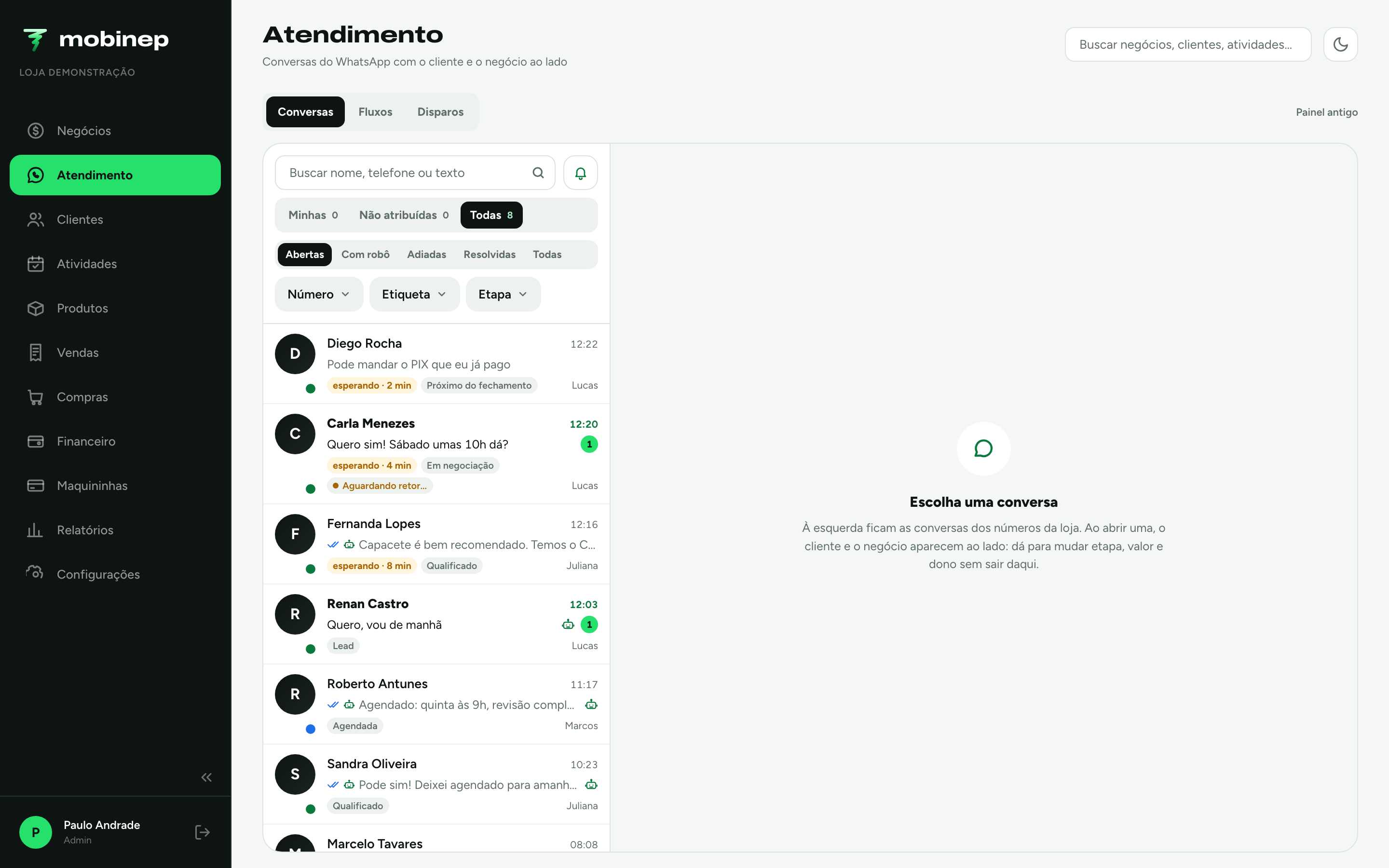 Caixa de conversas do WhatsApp no Mobinep, com a conversa aberta e os dados do cliente e do negócio ao lado.